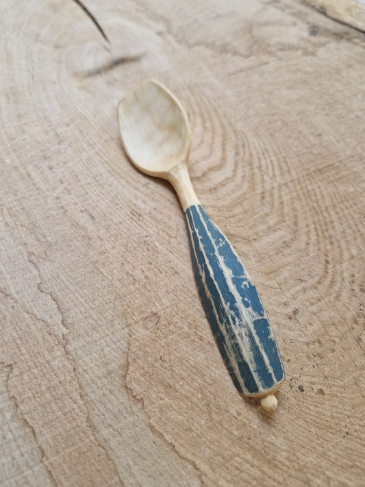 Silver Birch eating spoon