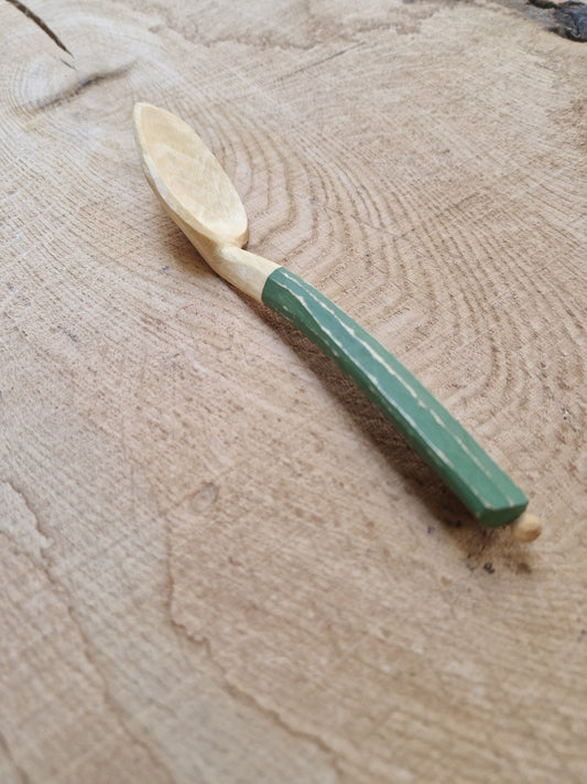 Silver Birch eating spoon