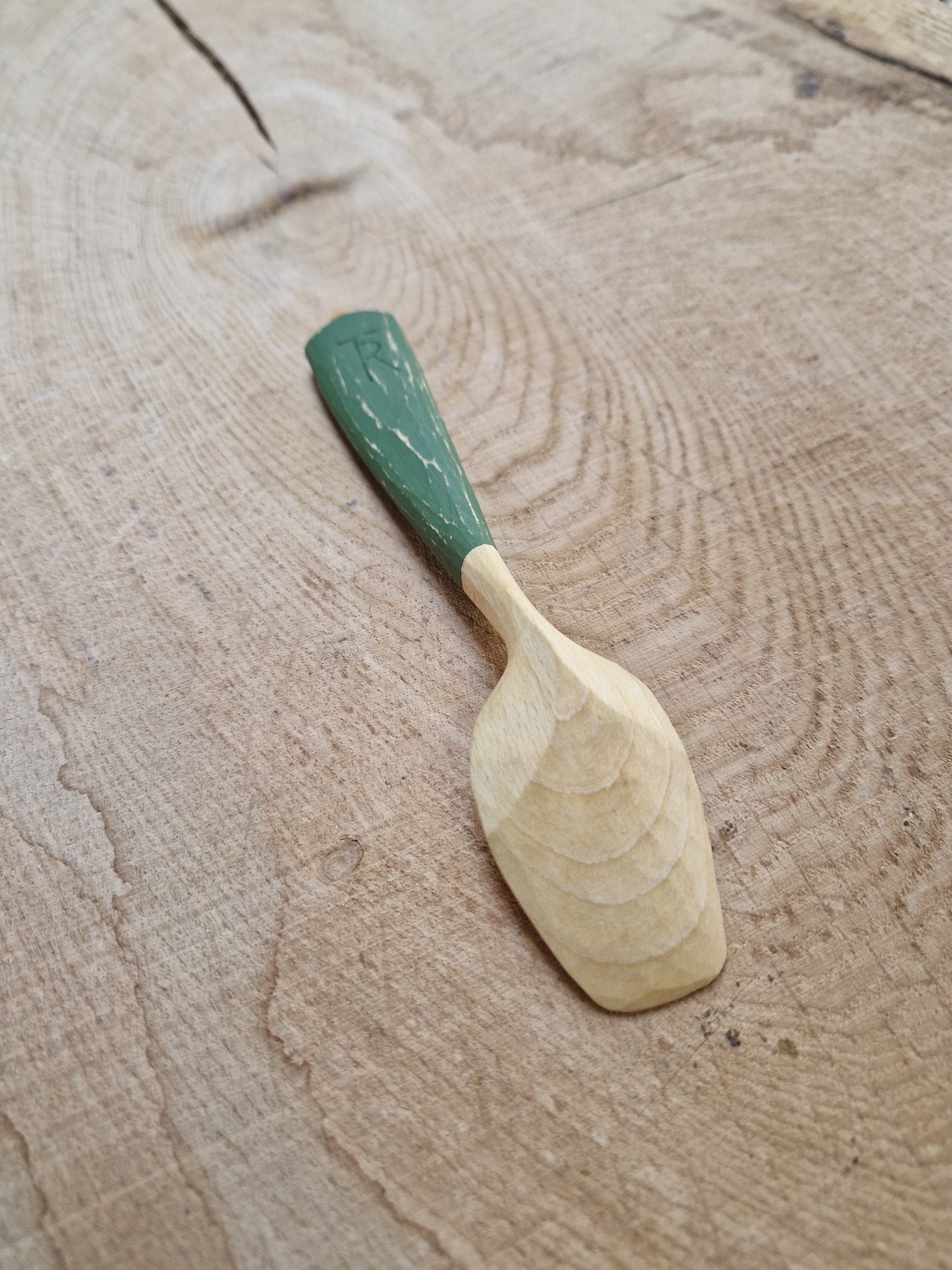 Silver Birch eating spoon