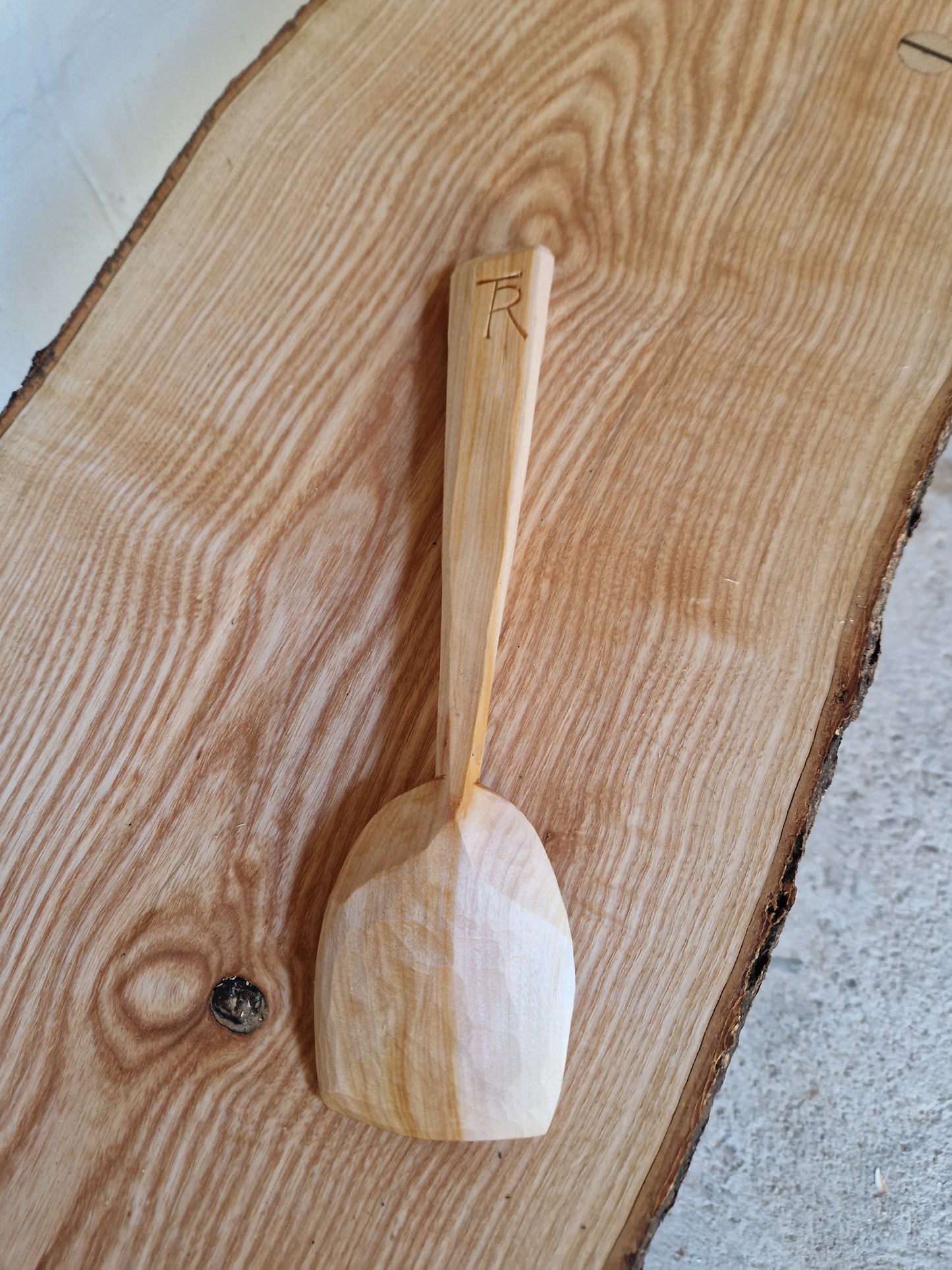 Willow cooking spoon